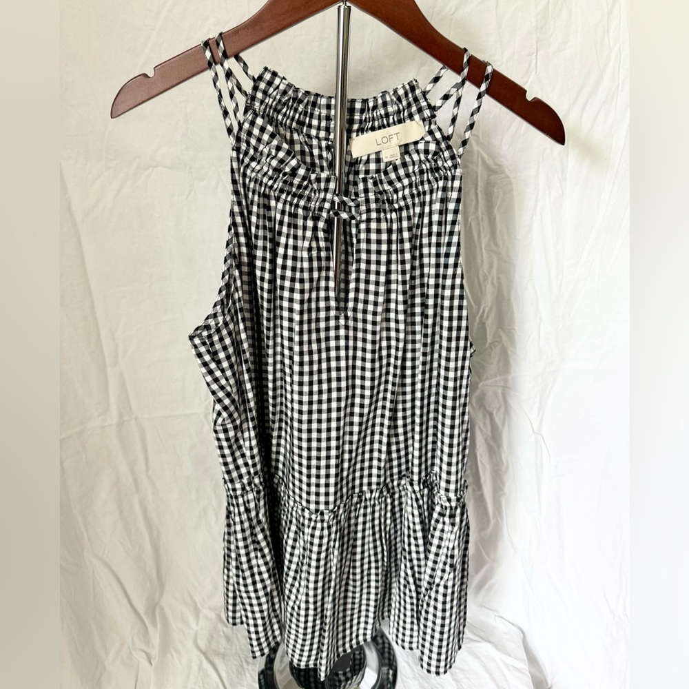 LOFT sleeveless top
